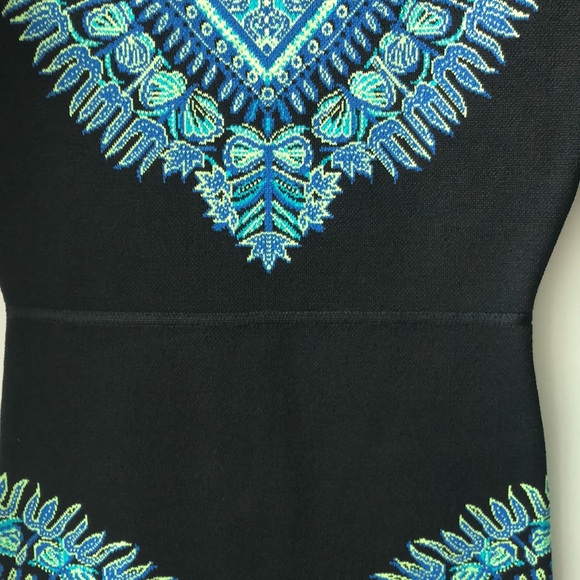 BCBGMAXAZRIA | Vixie Dress - Picture 5 of 10